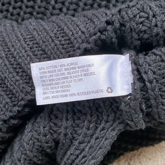 A New Day Black V-Neck Sweater Vest - Picture 5 of 7